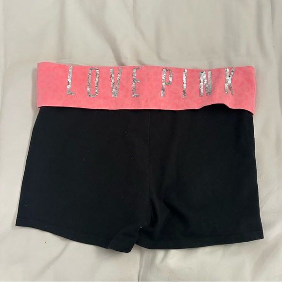 Y2K PINK Victoria Secret  YOGA SHORTIE SHORTS - Picture 1 of 3